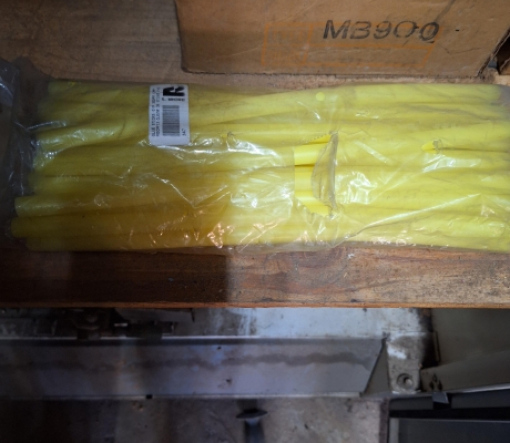 (110- S/OORD OB)- GLUE STICKS- R 30