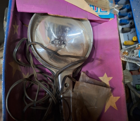 (115- S/OORD OB)- VINTAGE LIGHT- R 50