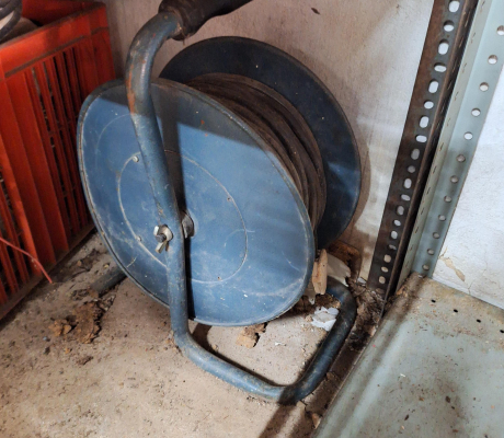 (126- S/OORD OB)- ELECTRICAL CORD ON REEL- R 350
