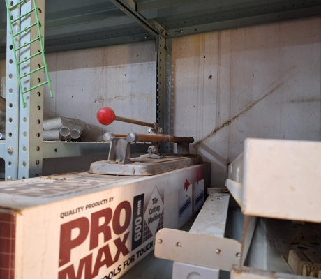 (128- S/OORD OB)- PRO MAX TILE CUTTER- R 200