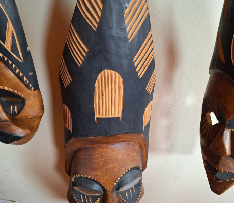 (H 47- S/OORD)- VARIOUS AFRICAN MASKS- R POD(H 47- S/OORD)- VARIOUS AFRICAN MASKS- R POD