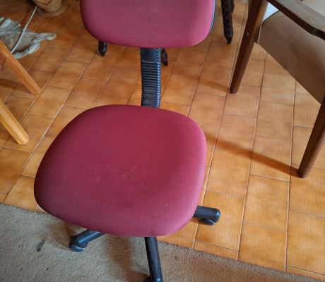 (H 52- S/OORD)- RED TYPIST CHAIR- R 50
