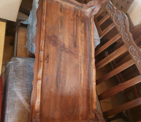 (91- S/OORD H)- BALL AND CLAW COFFEE TABLE- R 450