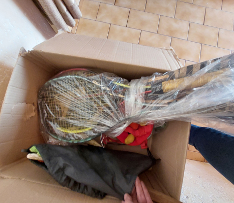 (98- S/OORD H)- TENNIS / SQUASH RACKETS-  POD