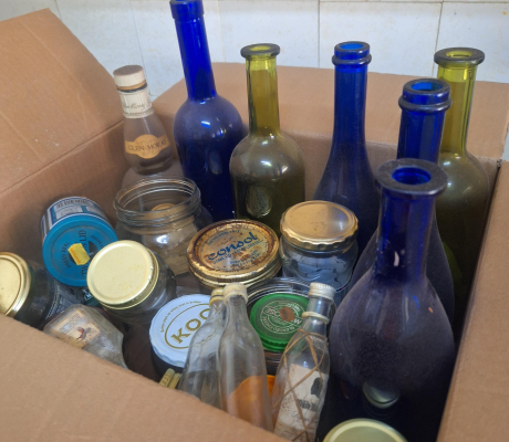 (Brakpan ) - KITCHEN STUFF - PRICE ON DAY