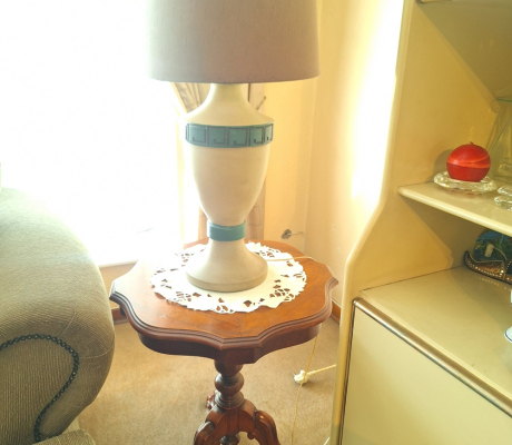 (ALB - 22) WOODEN LAMP TABLE  R450