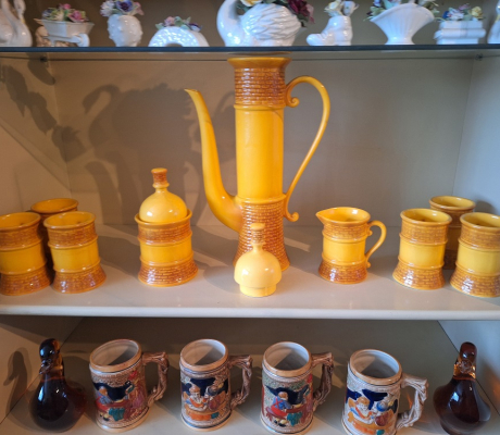 (ALB - 38) VINTAGE GERMAN COFFEE SET (YELLOW  R250