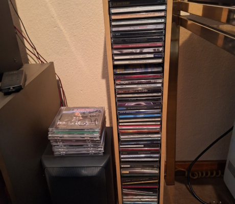 (ALB - 48) VARIOUS CDS AVAILABLE ON THE DAY  R
