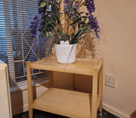 (ALB - 84) TEA TROLLEY   R190