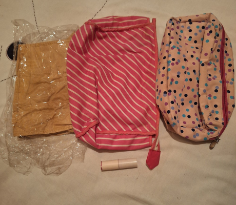 (ALB - 116) 3X MATERIAL BAGS (MAKEUP)  R50