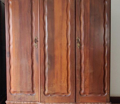(Brakpan ) - Wardrobe 1  R 1500