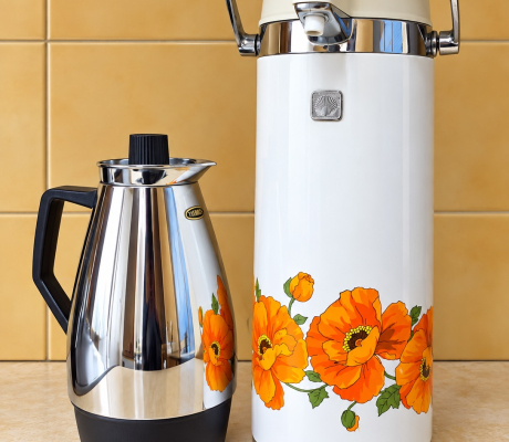 (ALB - 143) 2 X THERMOFLASKS  R150