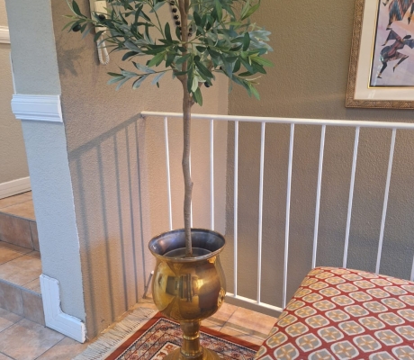 (ALB 25/4 - No:11) - Vintage brass pedestal pot