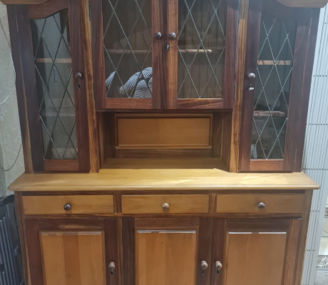 (H 56- S/OORD)- DINING ROOM SUITE WITH SIDEBOARD- R 18000