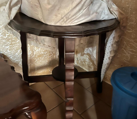 (H 67- S/OORD)- VINTAGE SOLID WOOD ROUND SMALL TABLE- R POD