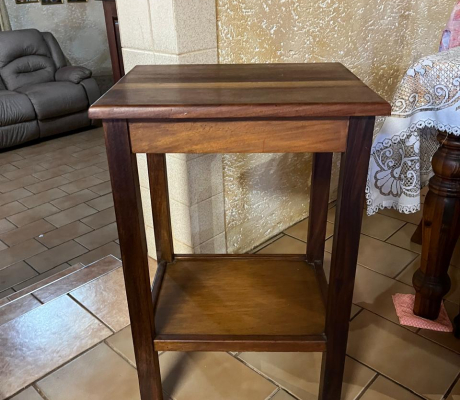 (H 60- S/OORD)- SQUARE WOODEN SIDE TABLE- R 350