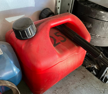 (G 35- S/OORD)- RED JERRY CAN- R 75