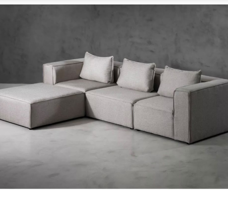 MODULAR COUCH SET WAS R15000 NOW R10000