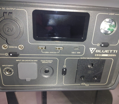 BLUETTI EB3A PORTABLE INVERTER WAS R 3000 NOW R 2000