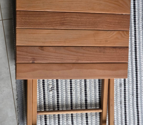 SMALL ADJUSTABLE TABLE (EOA)