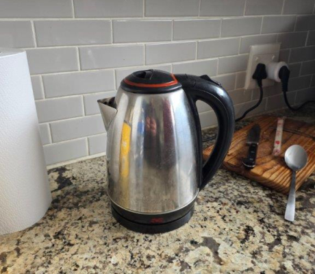 (BI41) Kettle