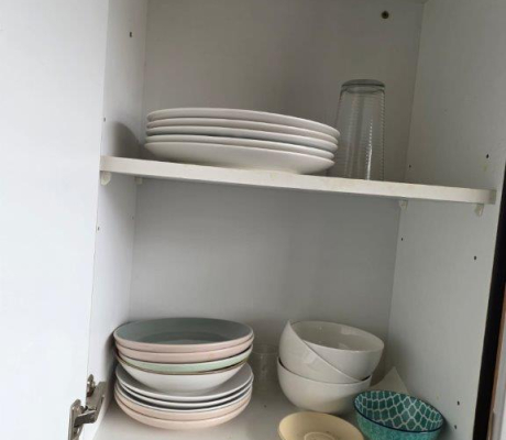 (BI42) Variety of crockery