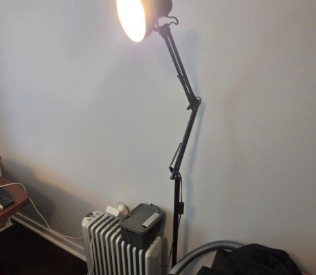(BI20) Tall standing lamp