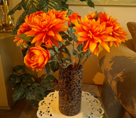 (ALB - 17) ARTIFICIAL FLOWERS IN MOSAIC VASE  R50