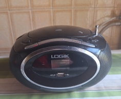 SMALL RADIO
