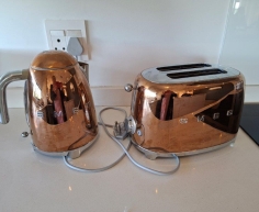 LIMITED EDITION KETTLE AND TOASTER - R4500 (S SANDTON)