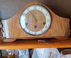 (108- S/OORD H)- FRANC HERMLE CLOCK- R 350