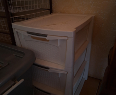 (102- S/OORD H)- WHITE 3 DRAWER STORAGE- R 100