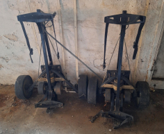 (Brakpan ) - 2 x GOLF CADDIES  ON OFFER
