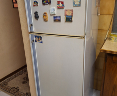 (ALB - 171) WHITE FRIDGE FREEZER  R750