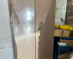 (G 1- S/OORD)- STEEL STATIONARY CABINET- R 590