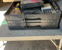 (G 27- S/OORD)- FOLDABLE CRATES- R 100