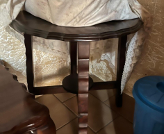 (H 67- S/OORD)- VINTAGE SOLID WOOD ROUND SMALL TABLE- R POD
