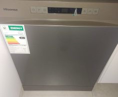 HISENSE 13 PLACE WITH LED DISPLAY TITANIUM GREY DISHWASHER WAS R4000 NOW R2750
