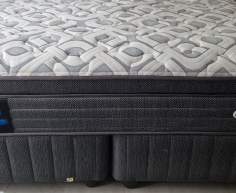 SEALY KING SIZE BED WITH HEADBOARD WAS R11000  NOW R9000