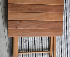 SMALL ADJUSTABLE TABLE (EOA)
