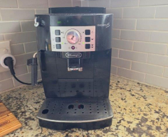 (BI40) Delonghi Coffee machine