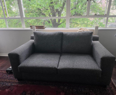 (BI36) Couch