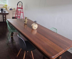 (BI6) Solid wood 8 seater dining table