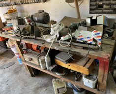 (16- SUIDEROORD)- WORK BENCH WITH WOOD LATHE- R 1000