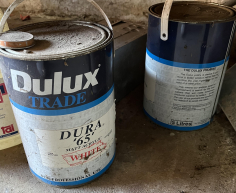 (12- SUIDEROORD)- VARIOUS CLEANING CHEMICALS-  POD