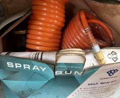 (73- SUIDEROORD)- SPRAYGUN - PIPES- POD
