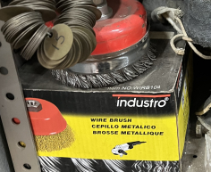 (63- SUIDEROORD)- INDUSTRO WIRB104 WIRE CUP BRUSH- R 70