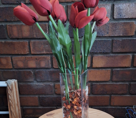 (ALB - 3) VASE WITH ARTIFICIAL TULIPS  R50